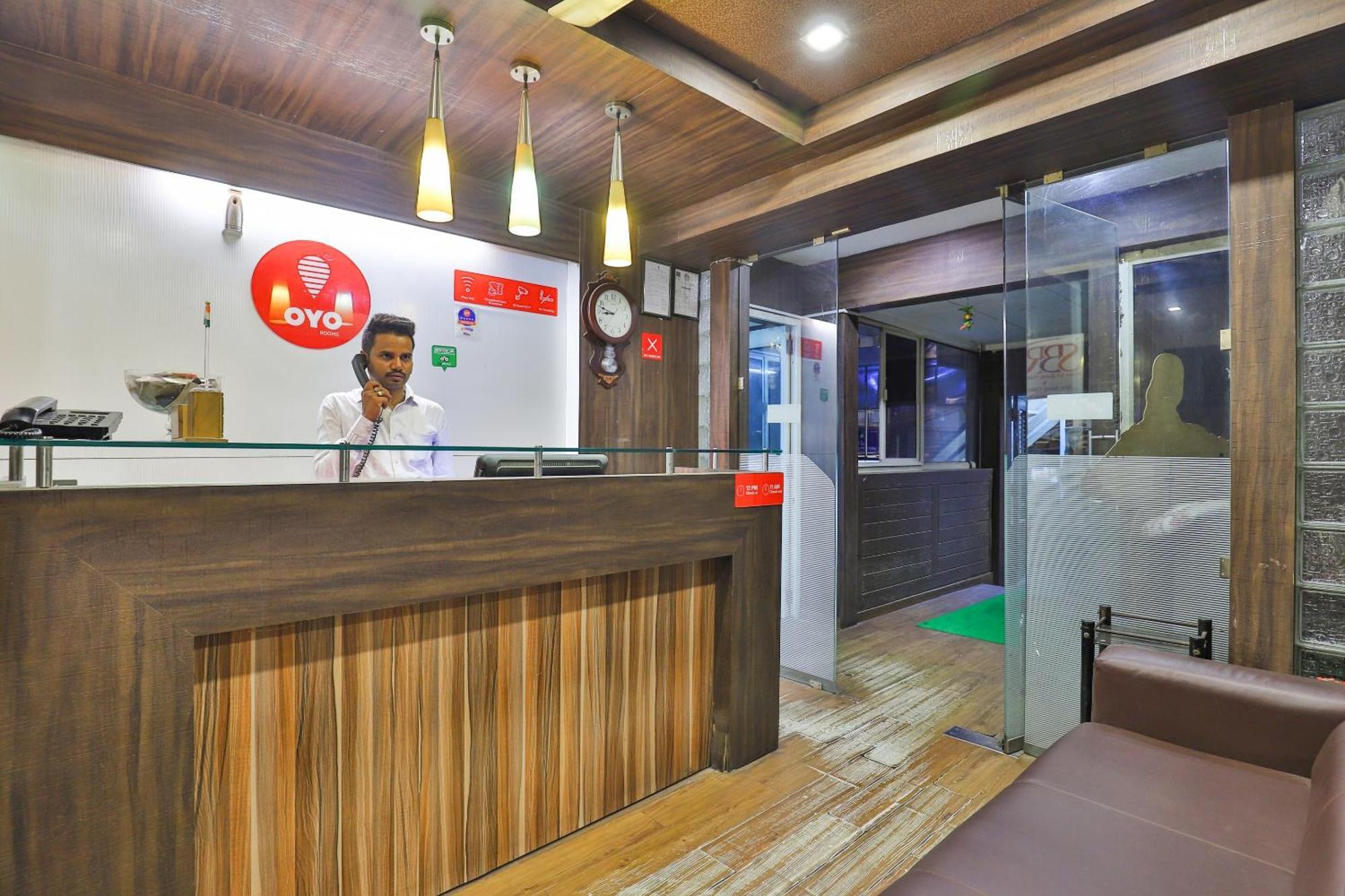 Hotel O Sri Balaji Residency Amhedabad Dış mekan fotoğraf