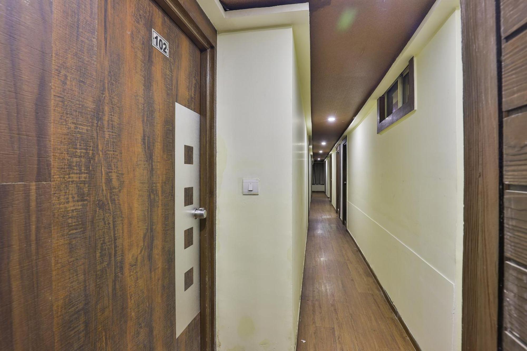 Hotel O Sri Balaji Residency Amhedabad Dış mekan fotoğraf