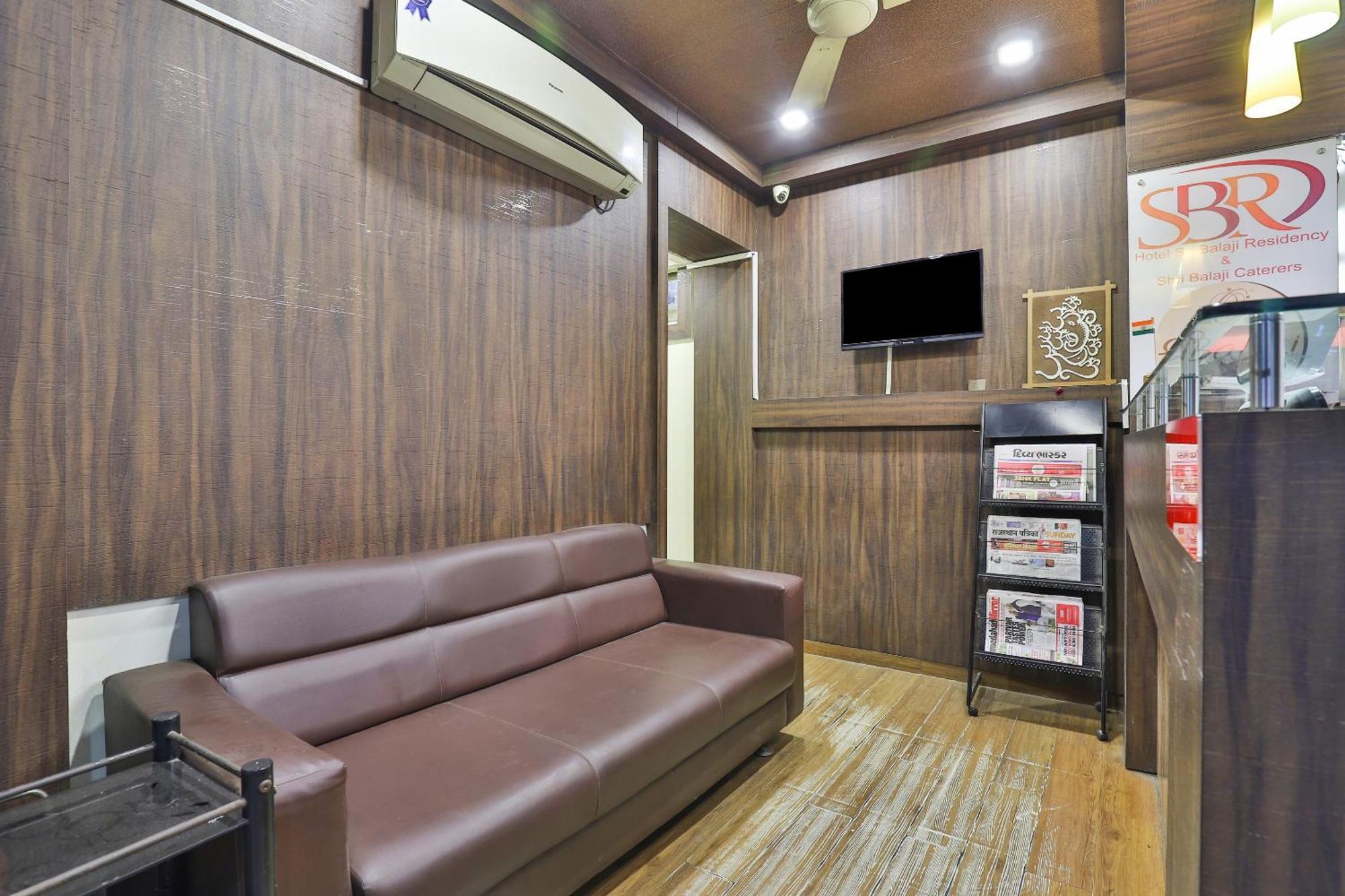 Hotel O Sri Balaji Residency Amhedabad Dış mekan fotoğraf