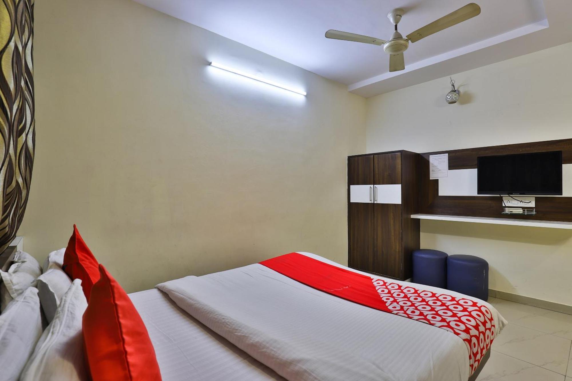 Hotel O Sri Balaji Residency Amhedabad Dış mekan fotoğraf